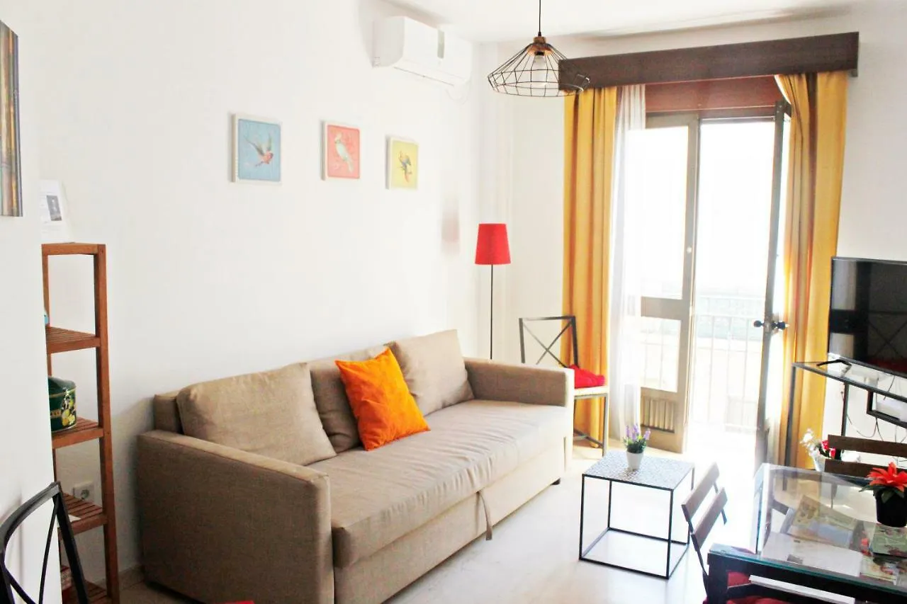 Azahar Apartamentos Triana V location